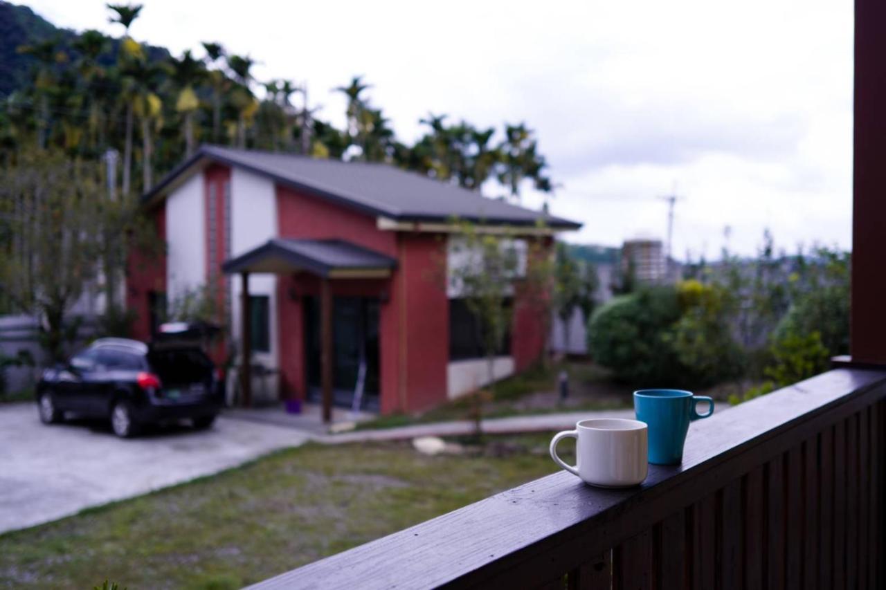 時間煮雨包棟民宿 Yuchi Extérieur photo